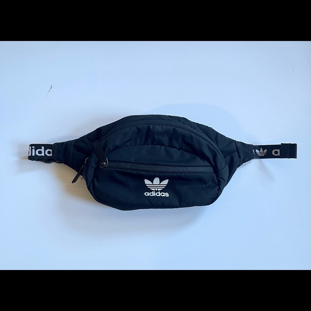 Adidas Nylon Fanny Pack small bag w/ adjustable belt